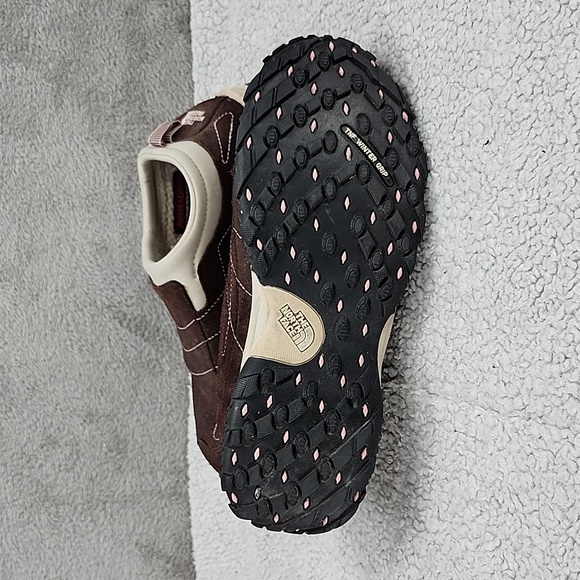 The North Face Women's 9/10 Suede Primaloft Insulated Moc Slip On Sneaker Shoes - Picture 9 of 14